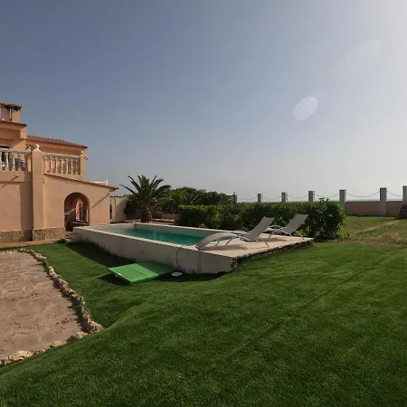Prázdninový dům Oasis En La Playa: Piscina Y Relax *